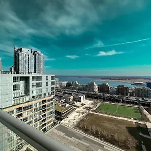 Comfort Iceboat Lakeview & Free Parking Apartment